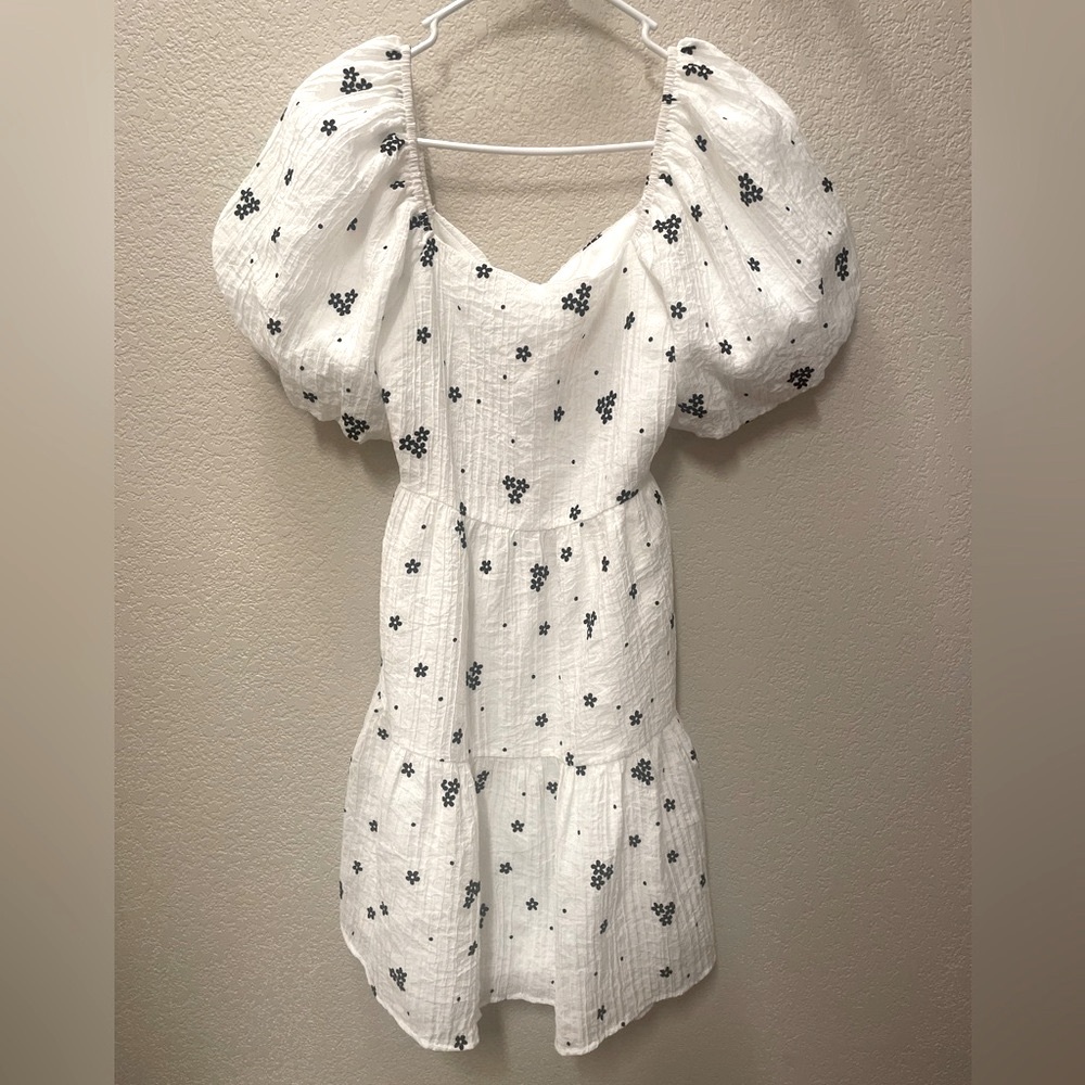THML White Puff Sleeve Sundress with Sweetheart Neckline